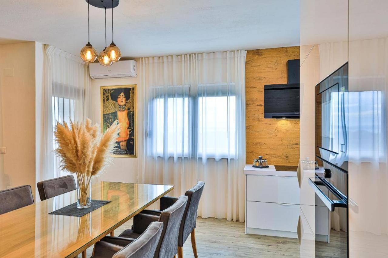 Ipm Apartments Kaštela 外观 照片