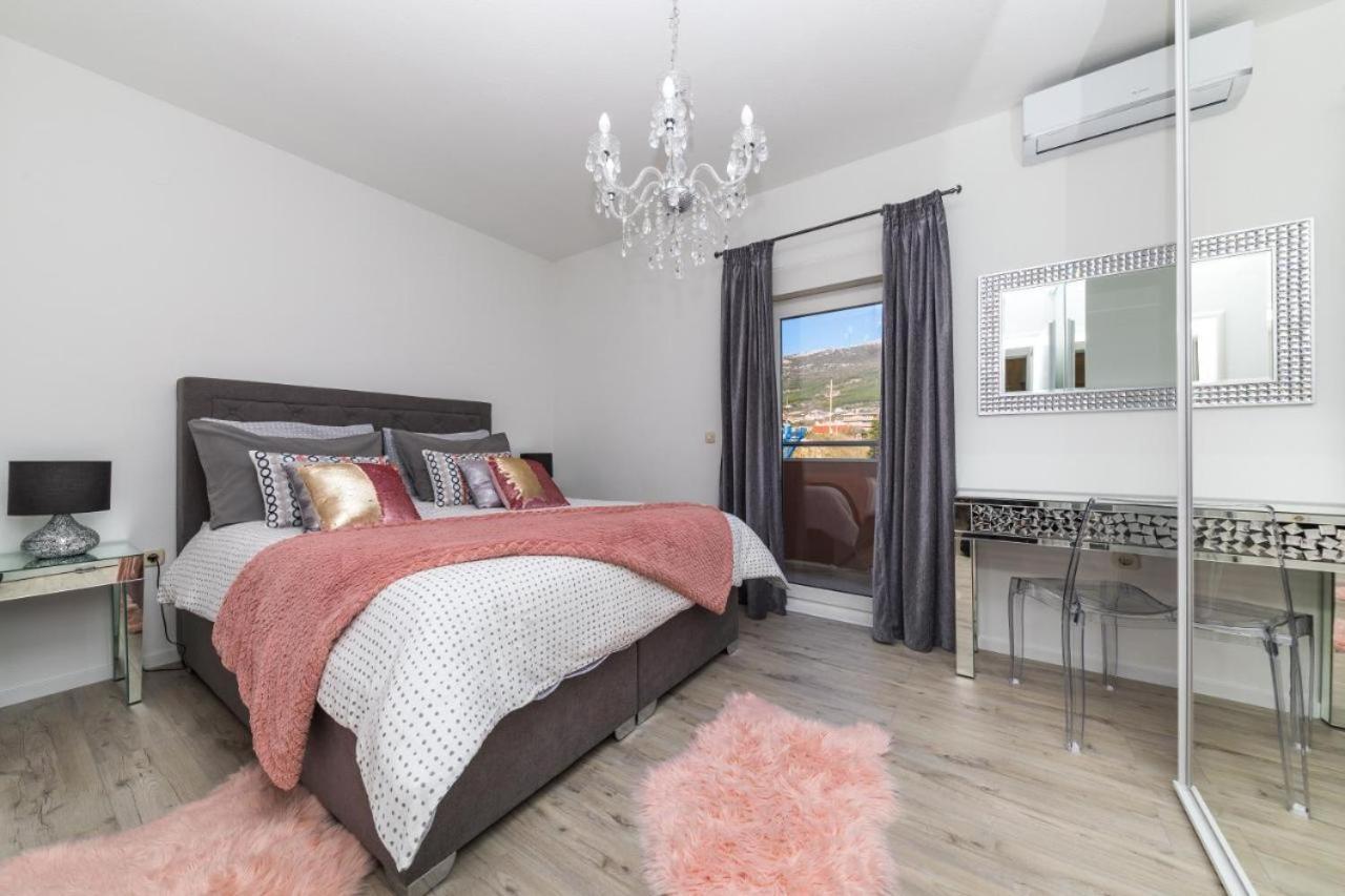 Ipm Apartments Kaštela 外观 照片