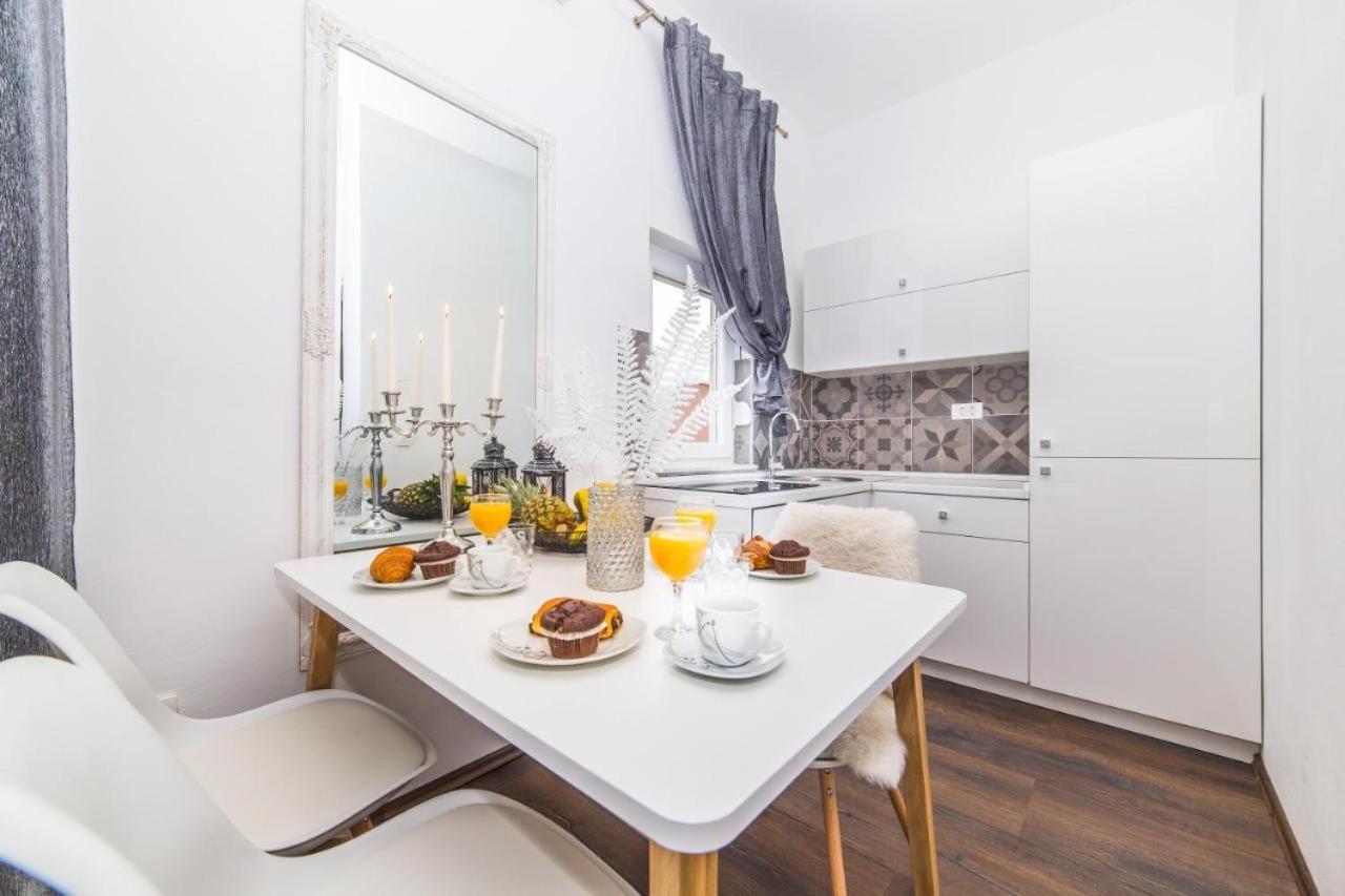 Ipm Apartments Kaštela 外观 照片
